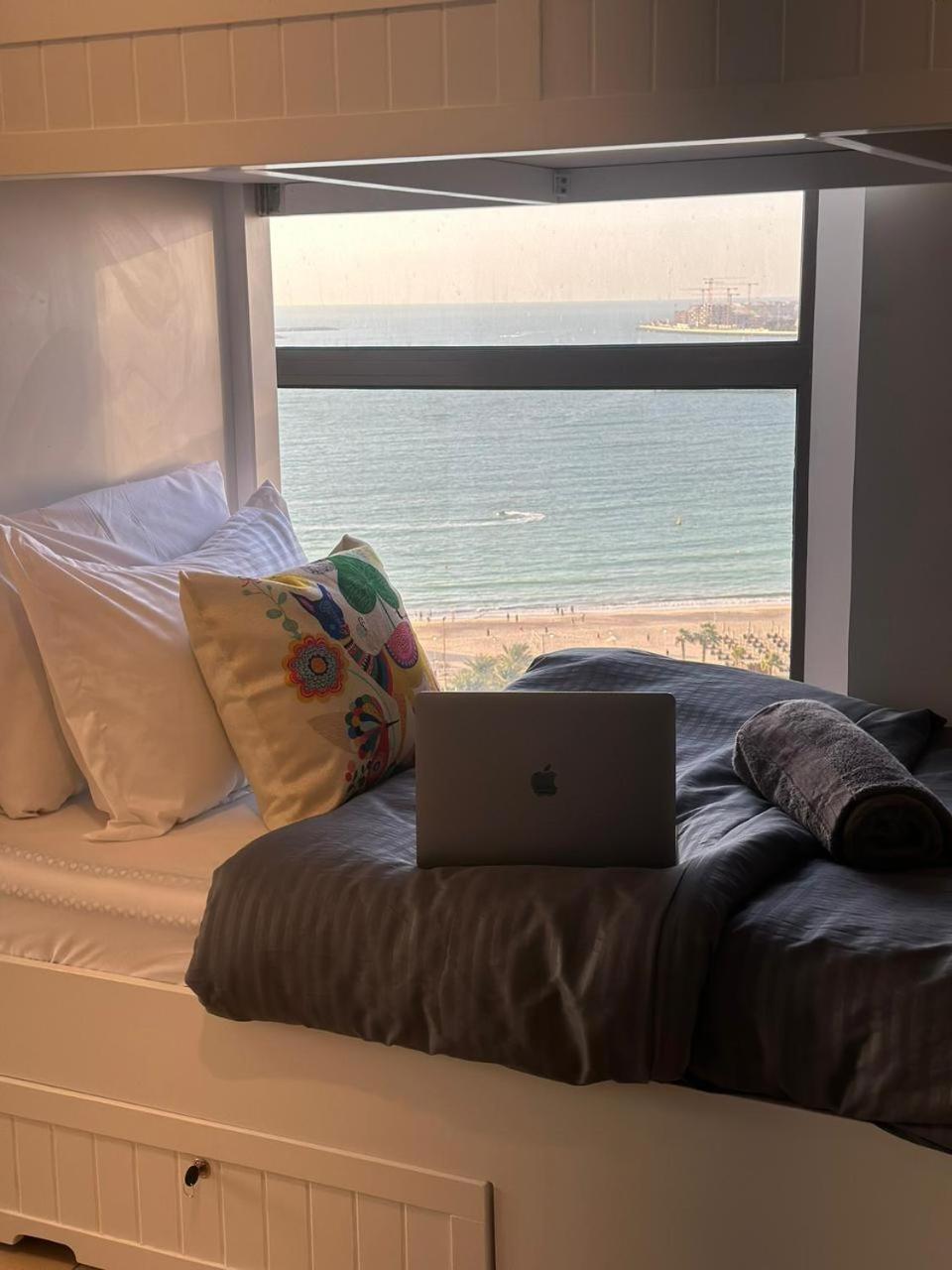 Arabian Nights Beach Hostel Dubai Exterior photo